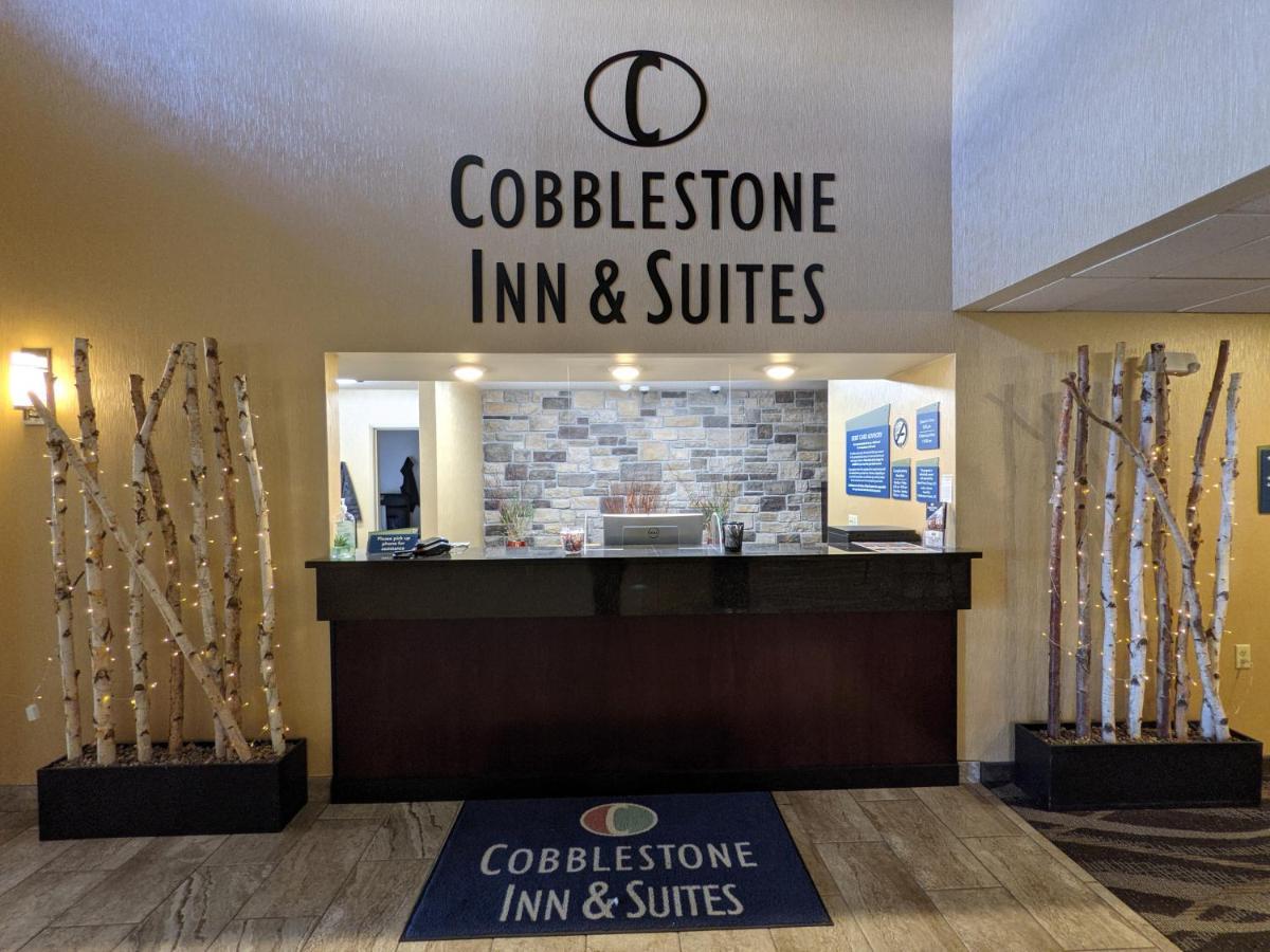 Cobblestone Inn & Suites - Merrill Exteriér fotografie