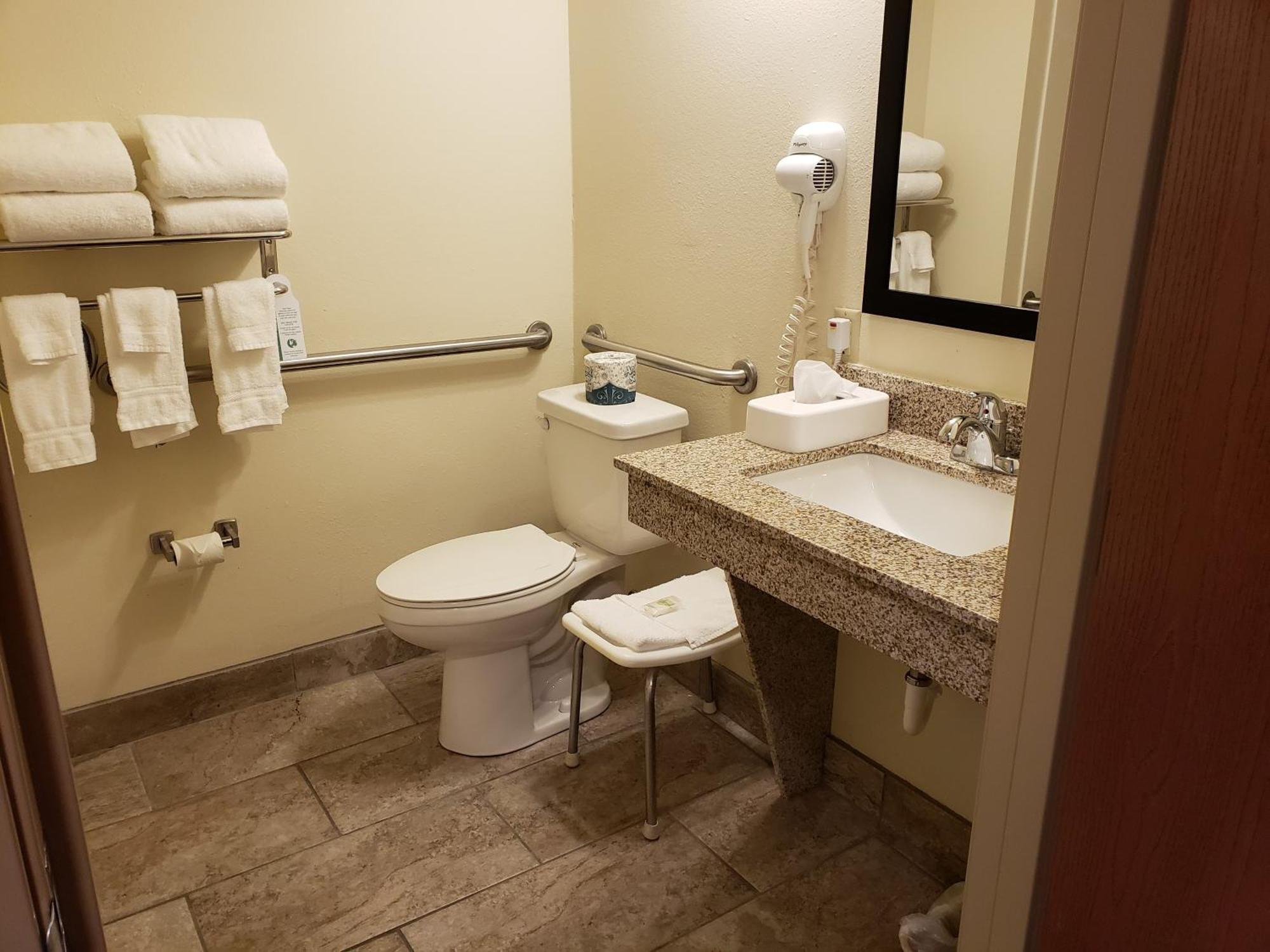 Cobblestone Inn & Suites - Merrill Exteriér fotografie