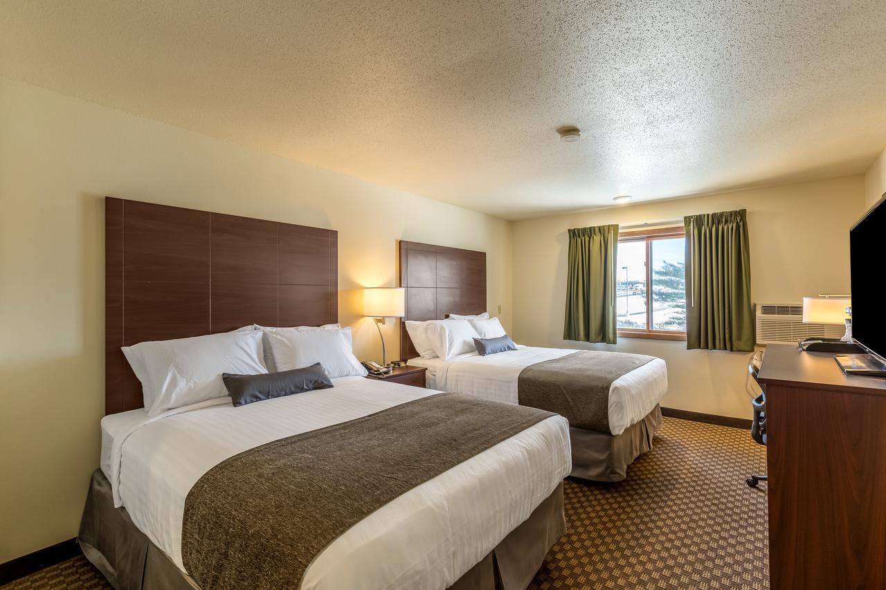 Cobblestone Inn & Suites - Merrill Exteriér fotografie