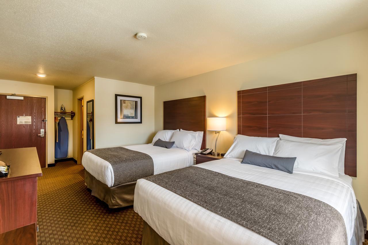 Cobblestone Inn & Suites - Merrill Exteriér fotografie